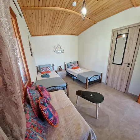 Lingo Garden House Nyaraló